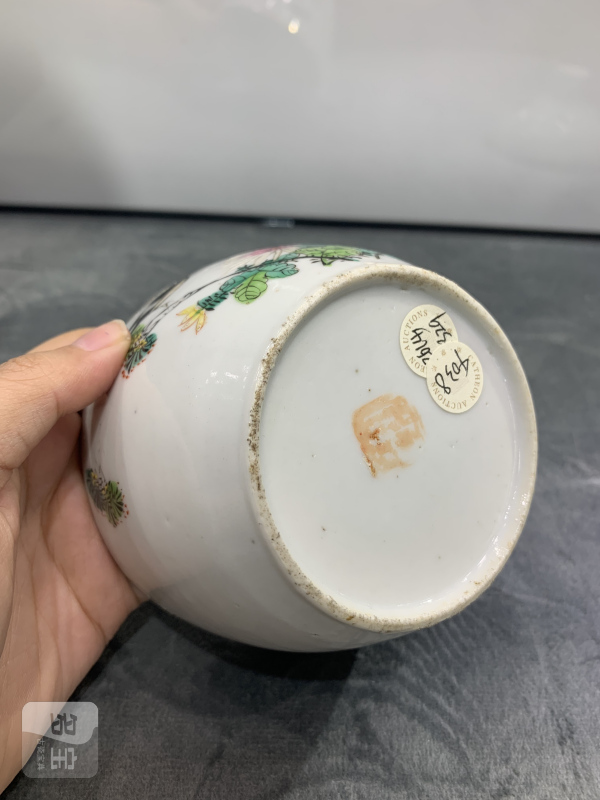 民国粉彩花鸟纹小盖缸 - 图9